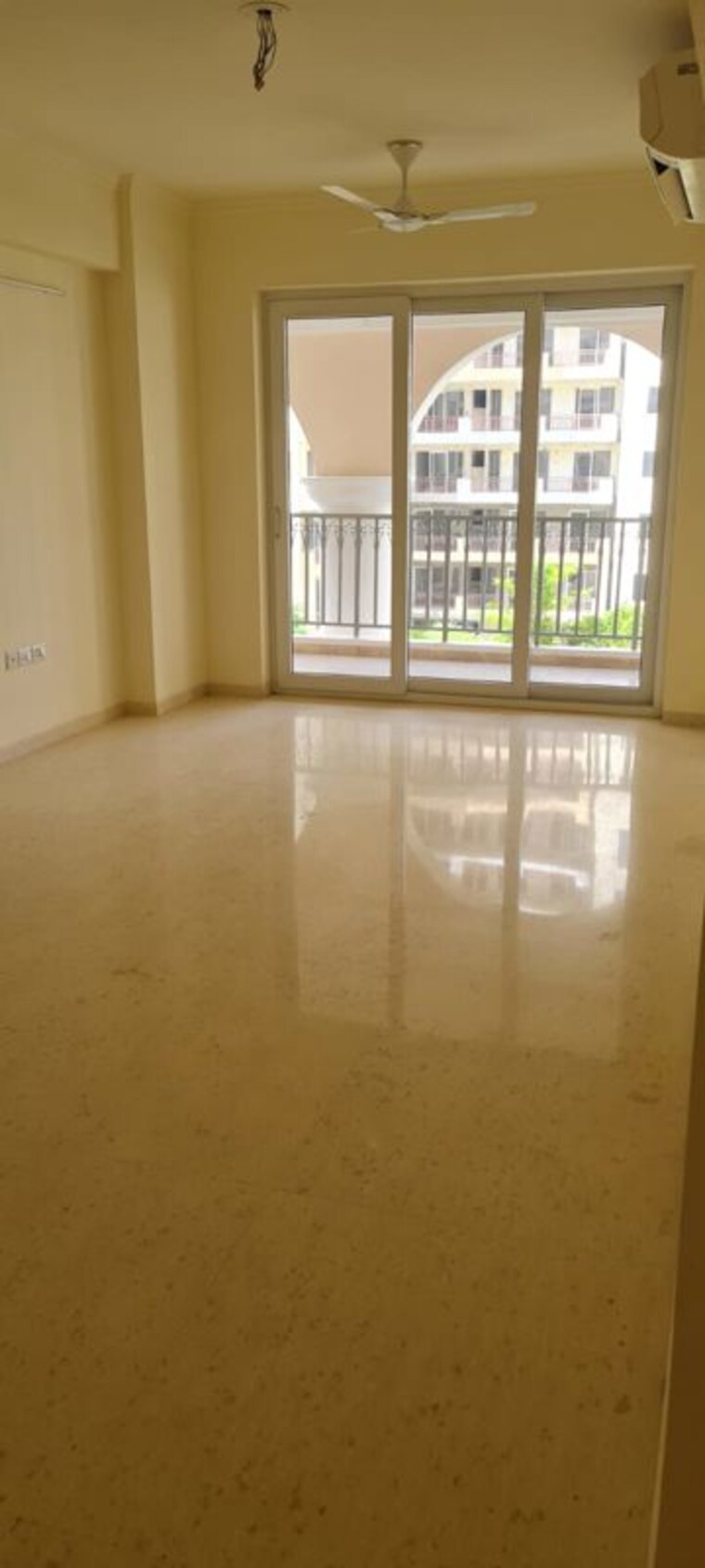 Room, dlf-the-skycourt 3 Bedroom 1931 Sq.Ft. Apartment In Sector 86 Gurgaon 10183147