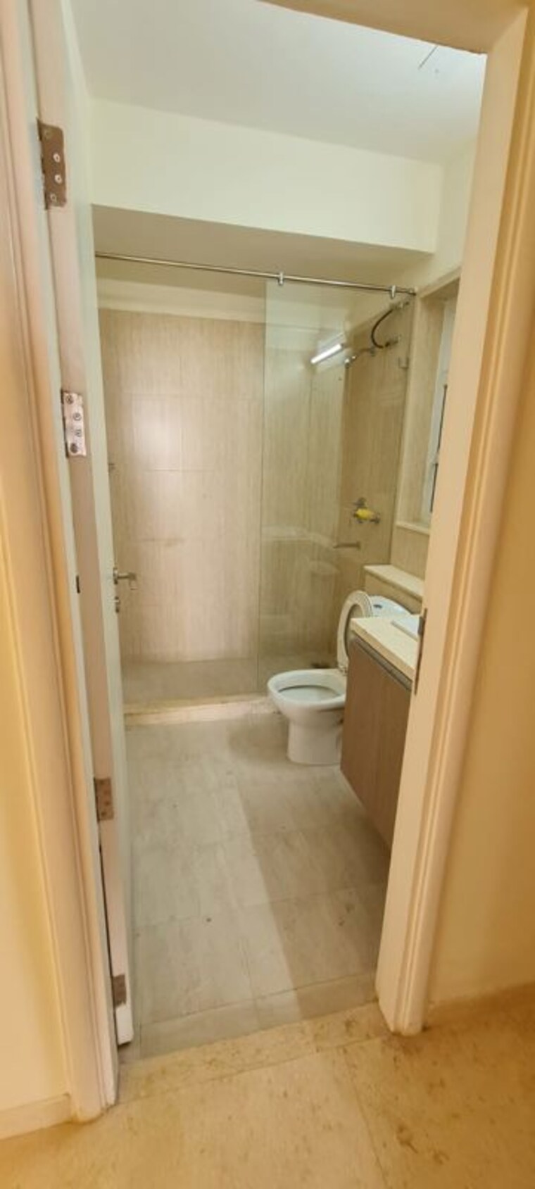 Bathroom, dlf-the-skycourt 3 Bedroom 1931 Sq.Ft. Apartment In Sector 86 Gurgaon 10183147