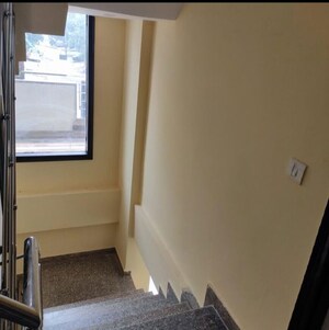 Room in 3 BHK Builder Floor at Sector 46 – for Rent