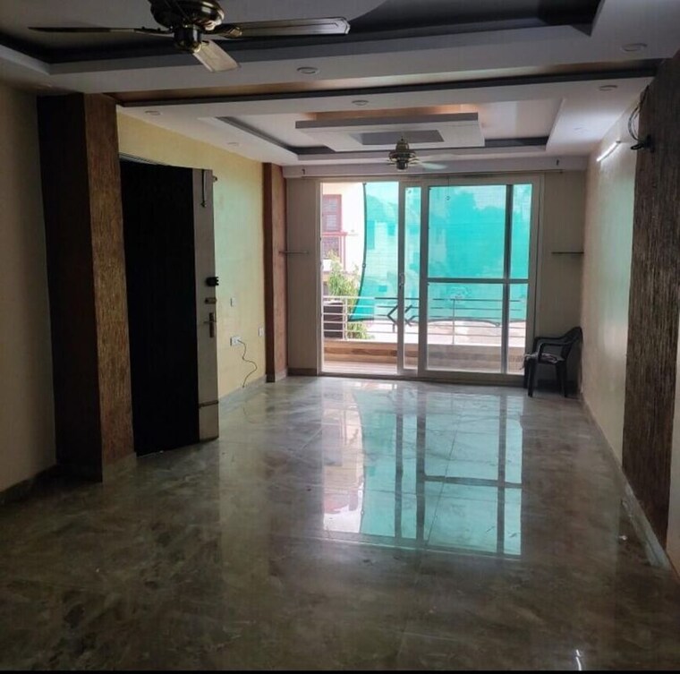 Room, sector 46 3 Bedroom 2052 Sq.Ft. Builder Floor In Sector 46 Gurgaon 10183153