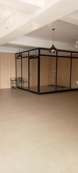  Office Space For Rent in Araghar