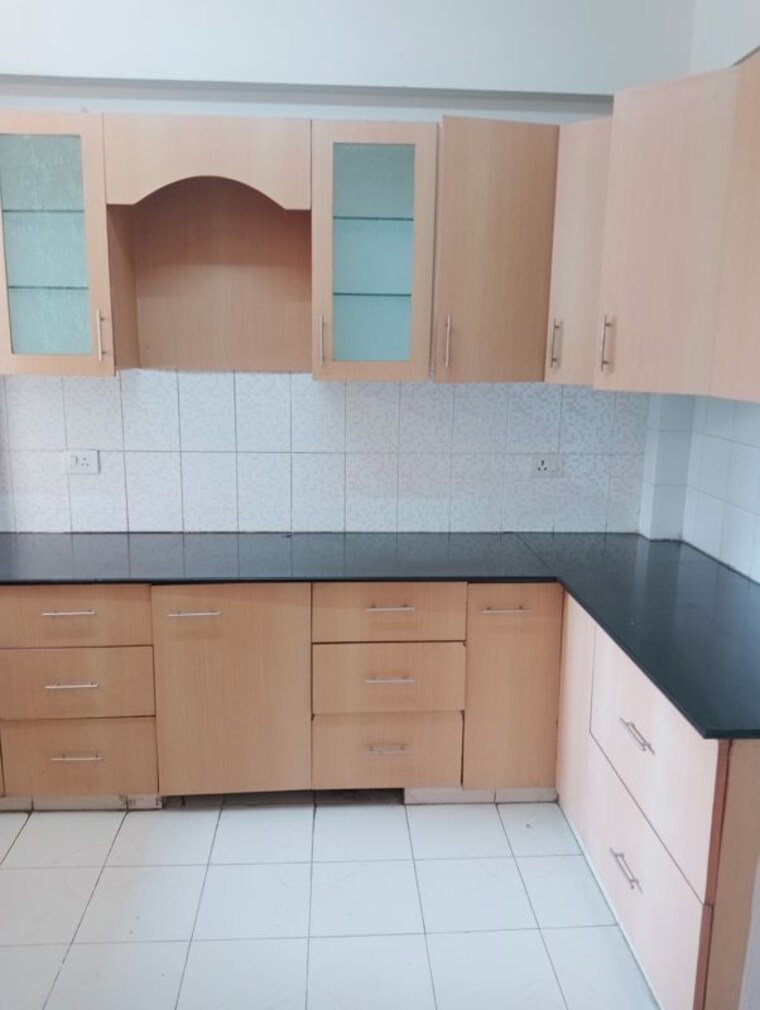 Kitchen, bestech-park-view-city-1 3.5 Bedroom 1776 Sq.Ft. Apartment In Sector 48 Gurgaon 10183169