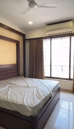 2 BHK Apartment For Sale in Swamy Vivekananda Road