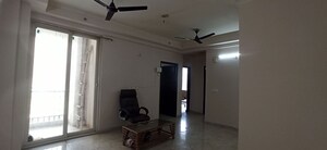 Living Room in 3 BHK Apartment at Amrapali Golf Homes, Sector 4 Greater Noida – for Rent