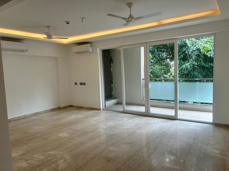Room, dlf-square 5 Bedroom 3150 Sq.Ft. Apartment In Sector 25 Gurgaon 10183165
