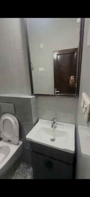 Bathroom in 1 RK Builder Floor at Jal Vidyut  Apartment, Sector 21c – for Rent