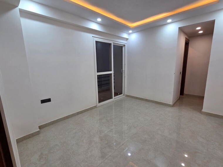 Room, sector 63a 3 Bedroom 1900 Sq.Ft. Builder Floor In Sector 63a Gurgaon 10183194