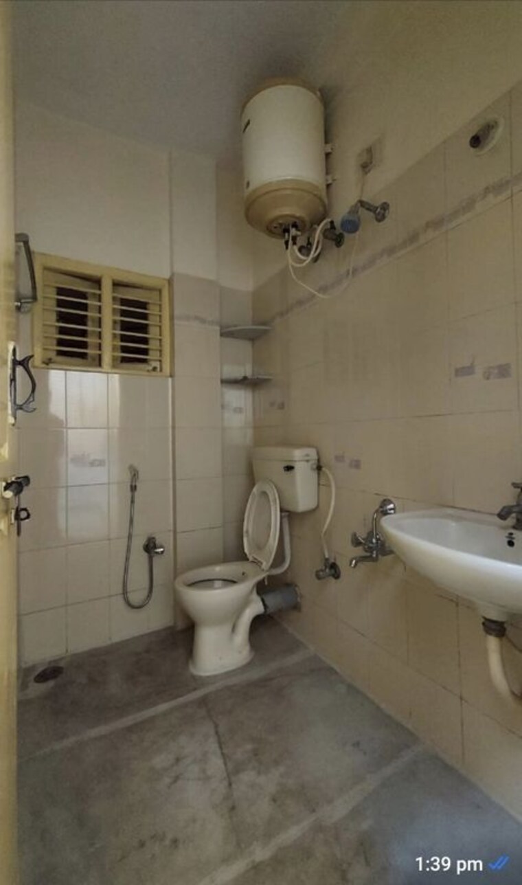 Bathroom, btm layout 1 Bedroom 550 Sq.Ft. Builder Floor In Btm Layout Bangalore 10183248
