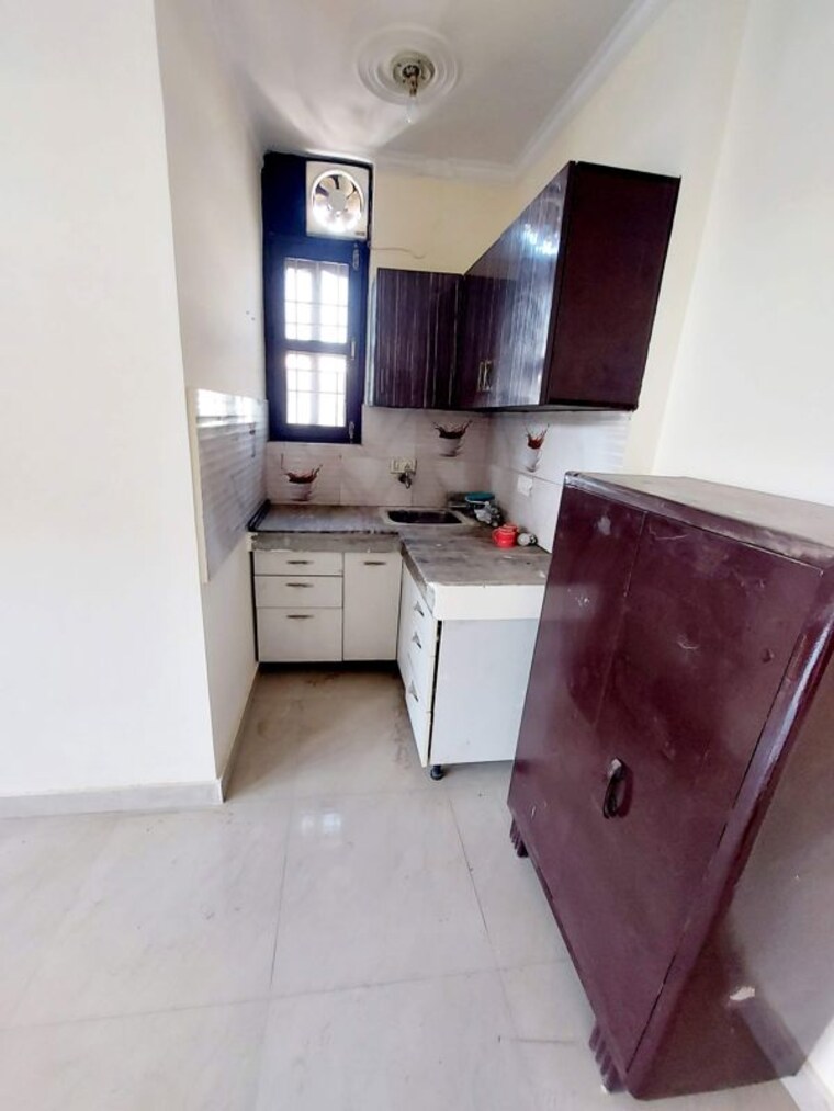 Kitchen, kohli-one-malibu-town 1 RK 630 Sq.Ft. Builder Floor In Sector 47 Gurgaon 10183268