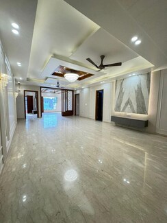 4 BHK + Pooja Room,Servant Room Builder Floor For Rent in Sector 21C