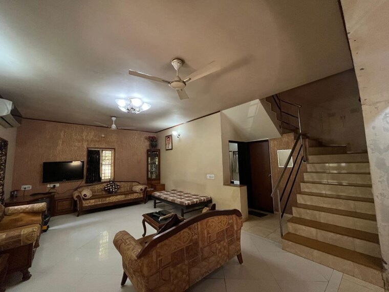 undefined, prahlad nagar 4 Bedroom 300 Sq.Yd. Villa In Prahlad Nagar Ahmedabad 10183213