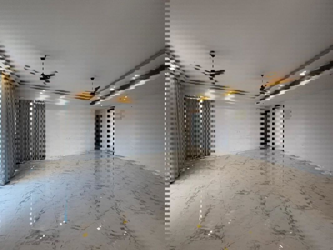 4 BHK + Pooja Room,Servant Room 3000 Sq.Ft. Apartment in NSG Chittaranjan Tower