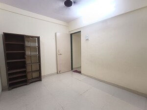 Room in 1 BHK Apartment at Shanti Niketan CHS Dahisar, Dahisar West – for Sale