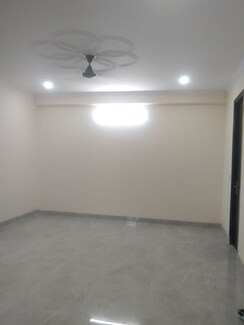 2 BHK + Pooja Room Builder Floor For Sale in Sector 78