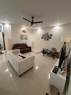 2 BHK + Servant Room Apartment For Rent in Cubbon Terraces