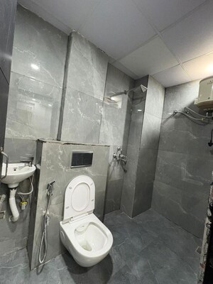 Bathroom in 2 BHK Builder Floor at Sector 40 – for Rent