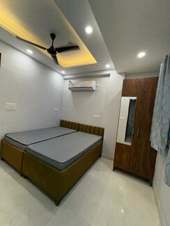 2 BHK + Study Room Builder Floor For Rent in Sector 40