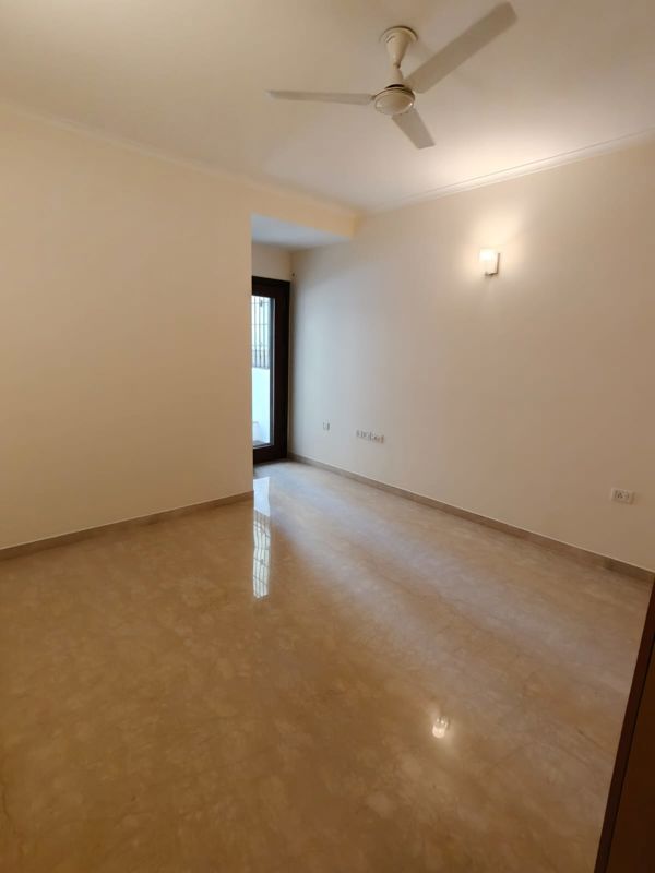 3 BHK + Servant Room Builder Floor For Rent in Safdarjung Enclave