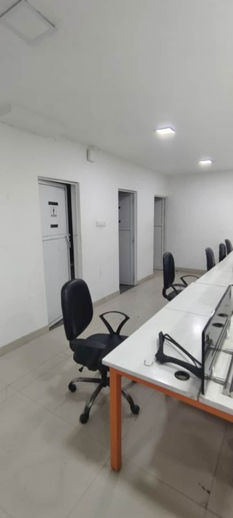 Team Area, gomti nagar Commercial Office Space 1350 Sq.Ft. In Gomti Nagar Lucknow 10184086