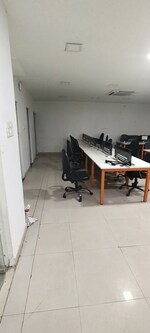 1350 Sq.Ft. Office Space in Gomti Nagar