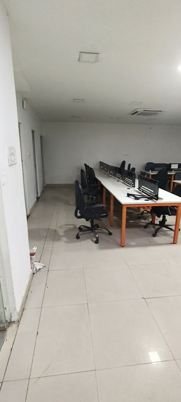 Office Space For Rent in Gomti Nagar