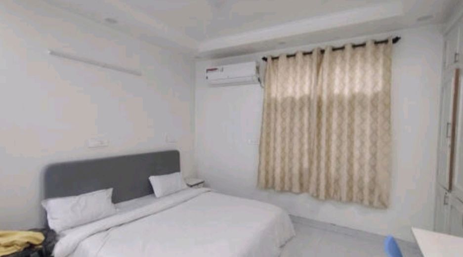 4 BHK + Pooja Room,Servant Room,Study Room 2800 Sq.Ft. Apartment in Surya CGHS