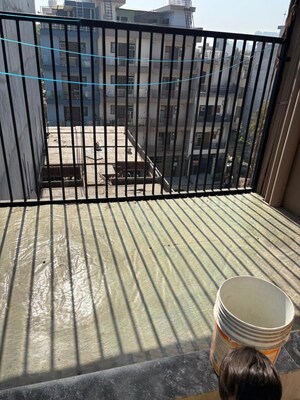 Balcony in 2 BHK Builder Floor at Sector 40 – for Rent