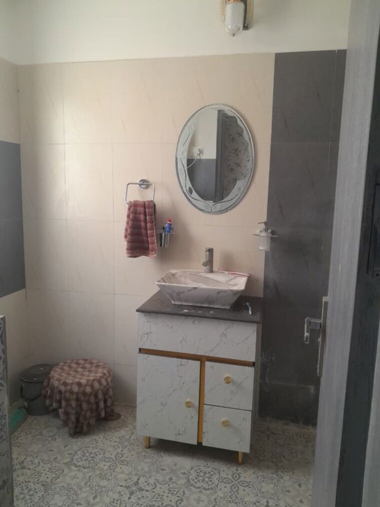 Bathroom, maya-garden-city 2 Bedroom 1307 Sq.Ft. Apartment In Lohgarh Zirakpur 10127445