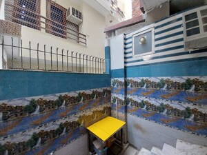 Bedroom in 3 BHK Builder Floor at Sector 31 – for Rent