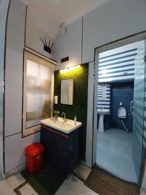 Living Room in 3 BHK Builder Floor at Sector 31 – for Rent