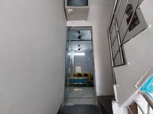 Building Lobby in 3 BHK Builder Floor at Sector 31 – for Rent