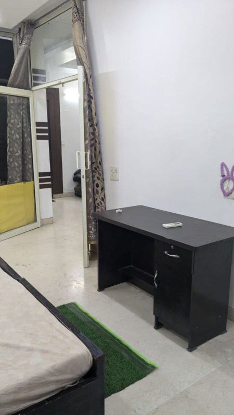 Master Bedroom, sector 31 3 Bedroom 2000 Sq.Ft. Builder Floor In Sector 31 Gurgaon 10184350