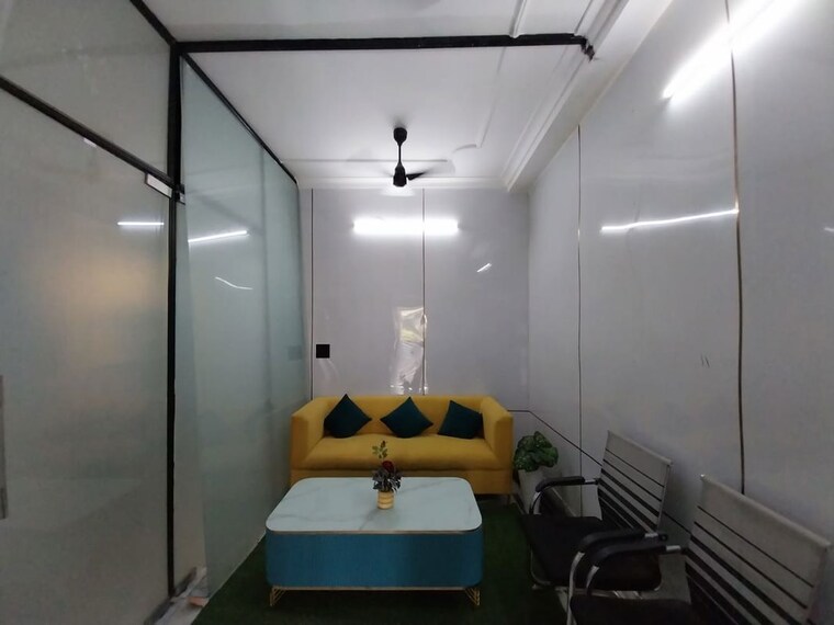 Master Bedroom, sector 31 3 Bedroom 2000 Sq.Ft. Builder Floor In Sector 31 Gurgaon 10184350