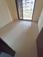 1 BHK 450 Sq.Ft. Apartment in Nisarg Hyde Park