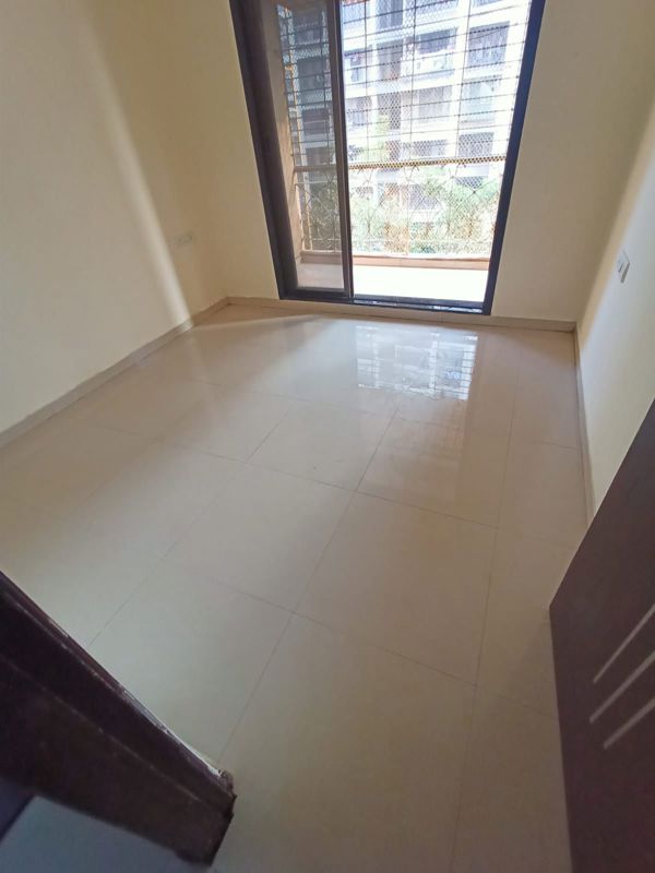 1 BHK Apartment For Sale in Nisarg Hyde Park
