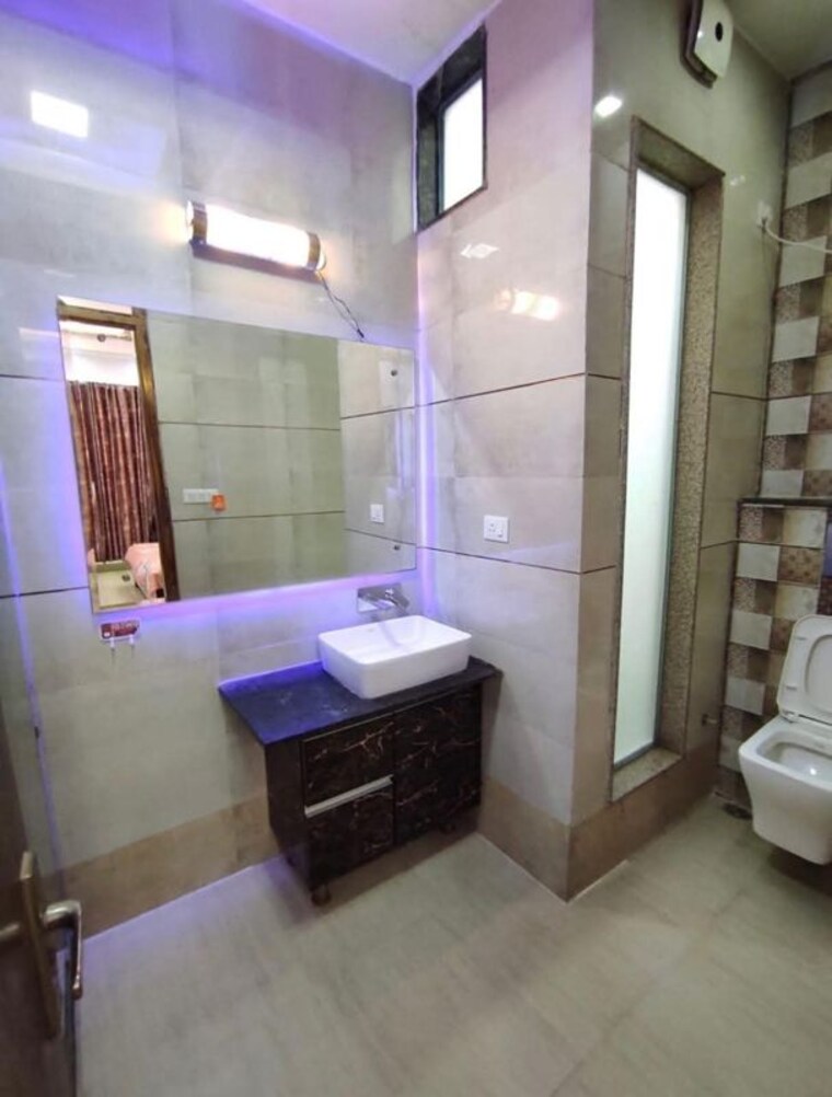 Bathroom, signature-global-prime 2 Bedroom 800 Sq.Ft. Apartment In Sector 63a Gurgaon 10184390
