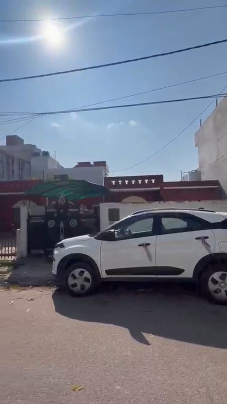  Parking, south city 3 Bedroom 2025 Sq.Ft. Independent House In South City Lucknow 10184579
