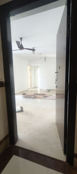 Bathroom in 3 BHK Apartment at Hiranandani Meadows, Manpada – for Rent