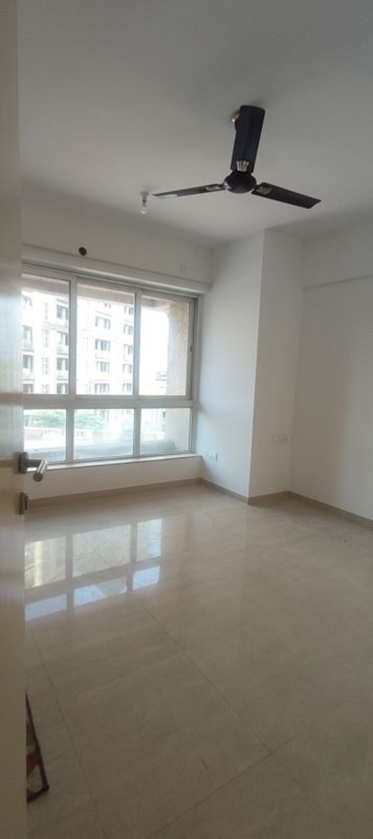 Room, hiranandani-meadows 3 Bedroom 1050 Sq.Ft. Apartment In Manpada Thane 10153724