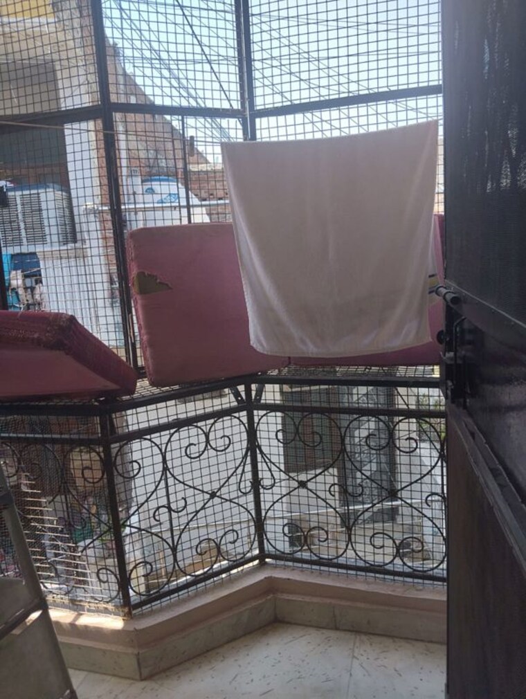 Balcony, neb sarai 2 Bedroom 850 Sq.Ft. Builder Floor In Neb Sarai Delhi 10184602