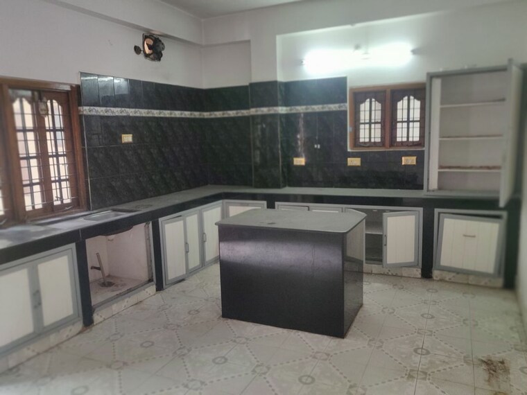 Kitchen, khairatabad 6 Bedroom 416 Sq.Yd. Independent House In Khairatabad Hyderabad 10184514