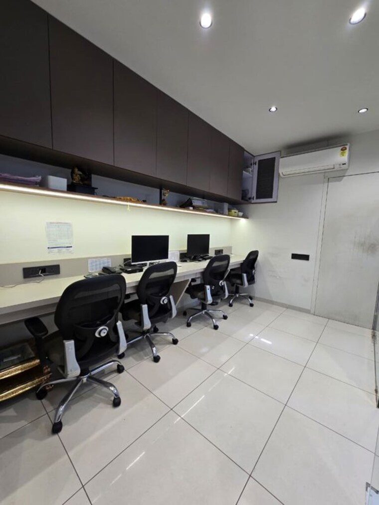 Team Area, satyamev-elite Commercial Office Space 778 Sq.Ft. In Bopal Ahmedabad 10184617