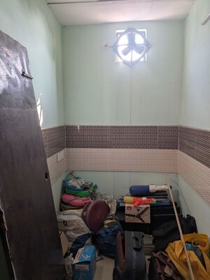 Bedroom in 3 BHK Apartment at Niti Khand – for Rent