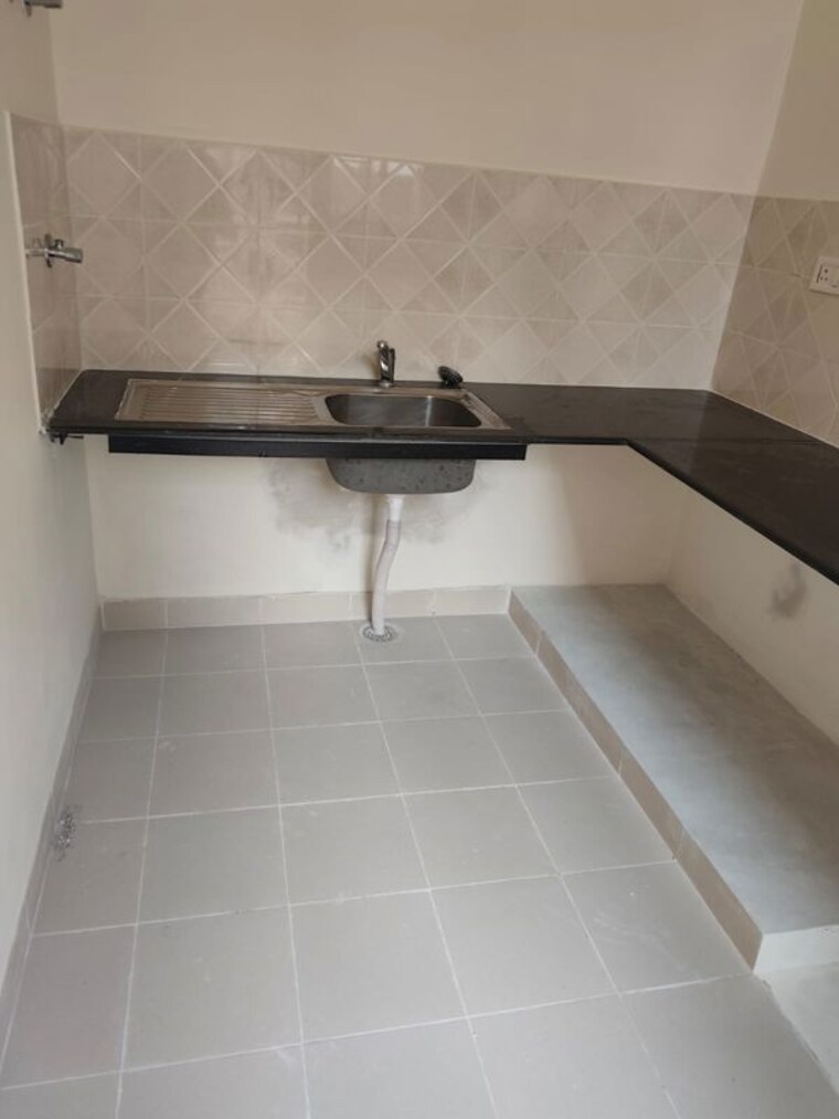 Kitchen, bptp-park-floors-i 2 Bedroom 779 Sq.Ft. Apartment In Sector 77 Faridabad 10184739