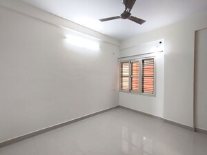 Room in 2 BHK Apartment at GS Residency Malleshpalya, Malleshpalya – for Rent