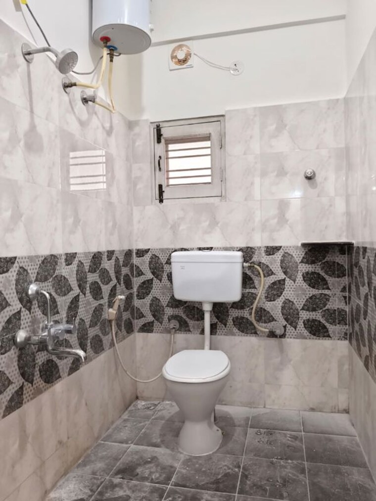 Bathroom, gs-residency-malleshpalya 2 Bedroom 1200 Sq.Ft. Apartment In Malleshpalya Bangalore 10184750