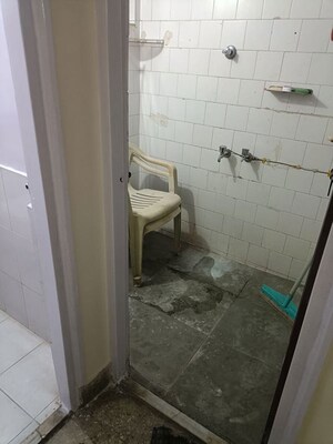 Bathroom in 1 BHK Builder Floor at Aundh Gaon – for Rent