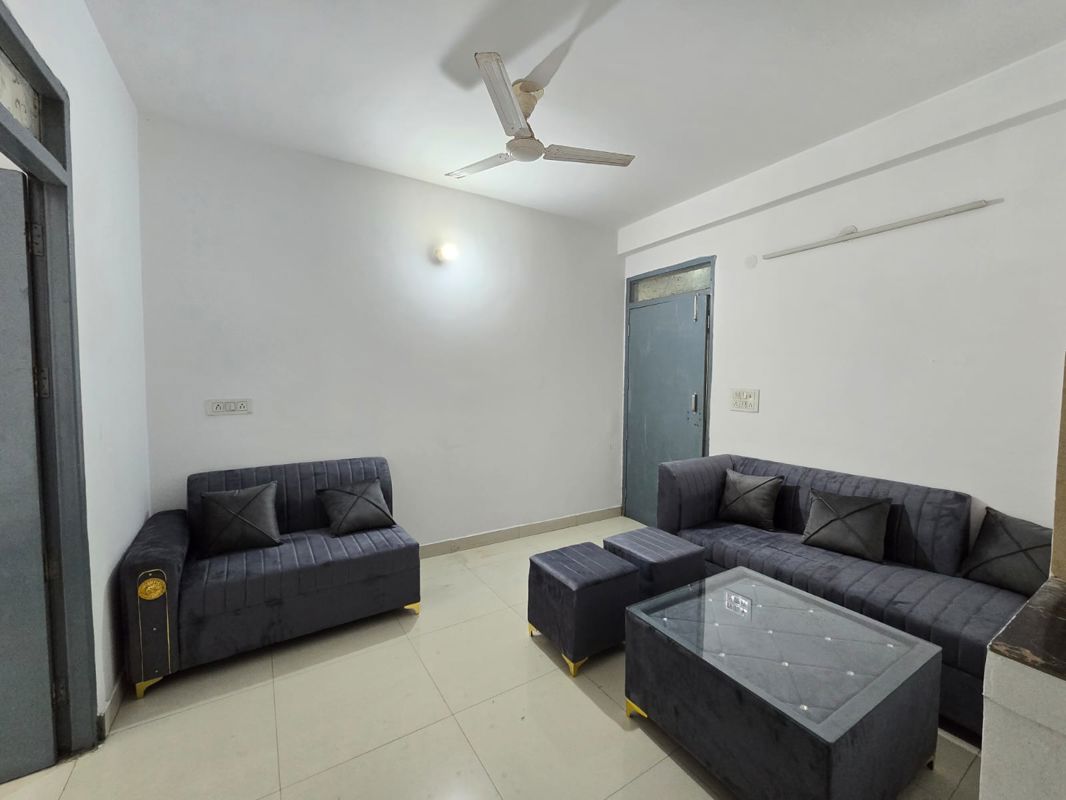 1 BHK Builder Floor For Rent in Neb Sarai