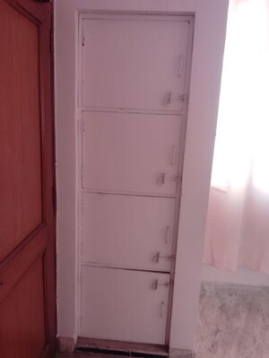 Furnished Amenities in 2 BHK Builder Floor at Greater Kailash ii – for Rent