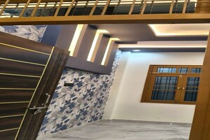 Bedroom in 2 BHK Independent House at Khushboo Complex, Fazullaganj – for Sale